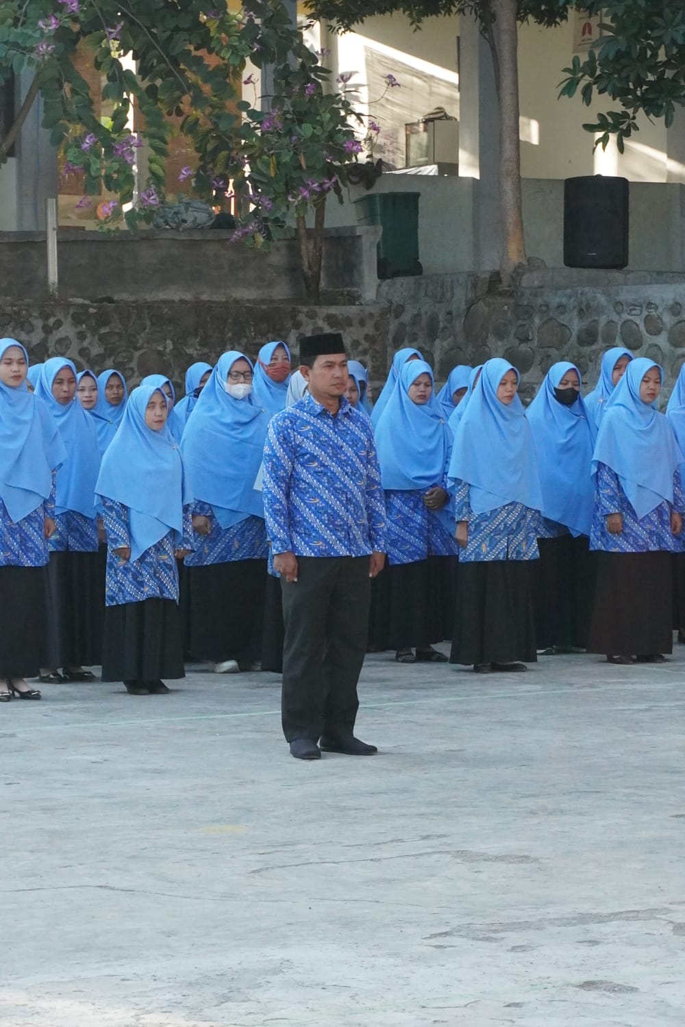 Upacara Bendera Rutin, Menumbuhkan Kedisiplinan Siswa dari Usia Dini